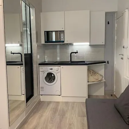 Charming Eiffel Tower * Paris