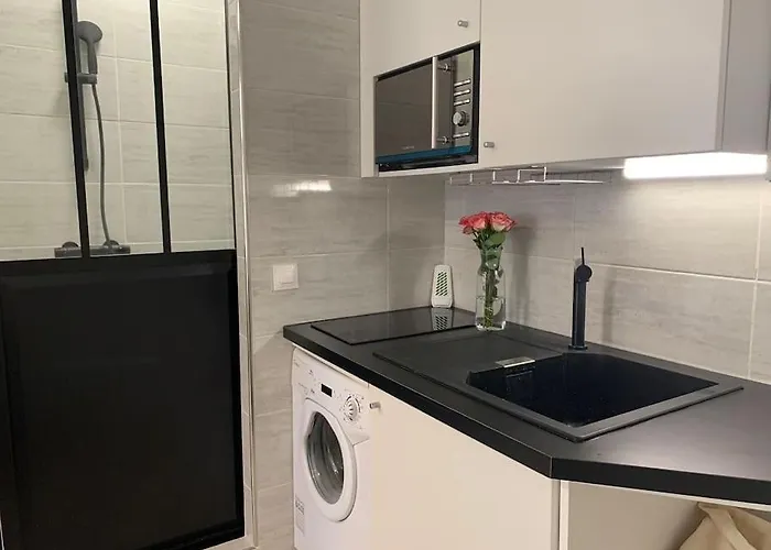 Charming Eiffel Tower * Paris