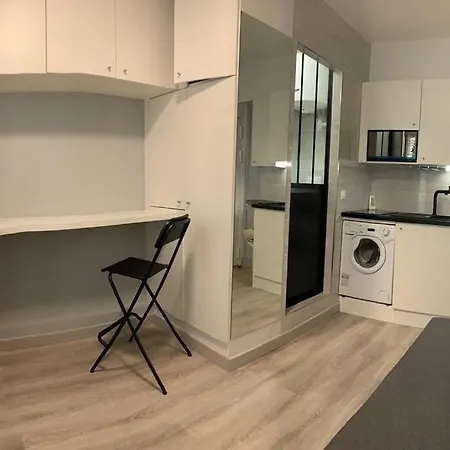 Charming Eiffel Tower Διαμέρισμα