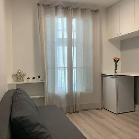 Apartment Charming Eiffel Tower *